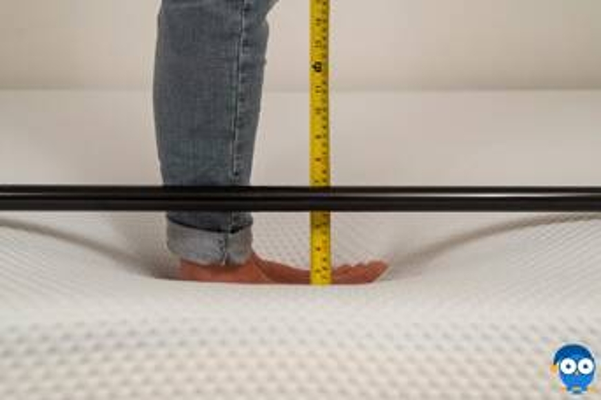 De pé no Emma original